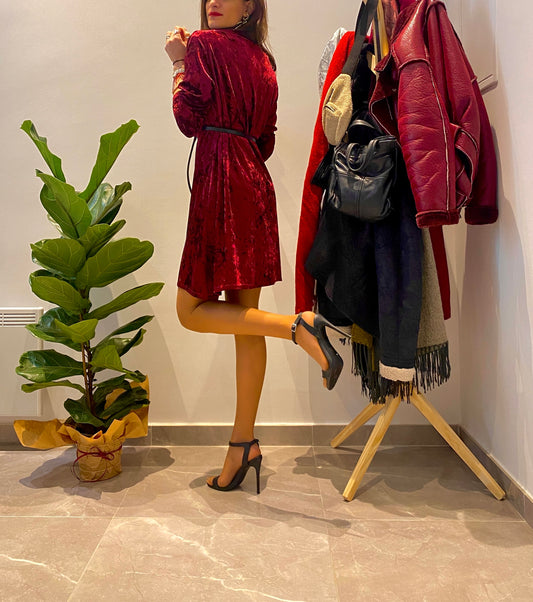 Βελούδινο κόκκινο φόρεμα