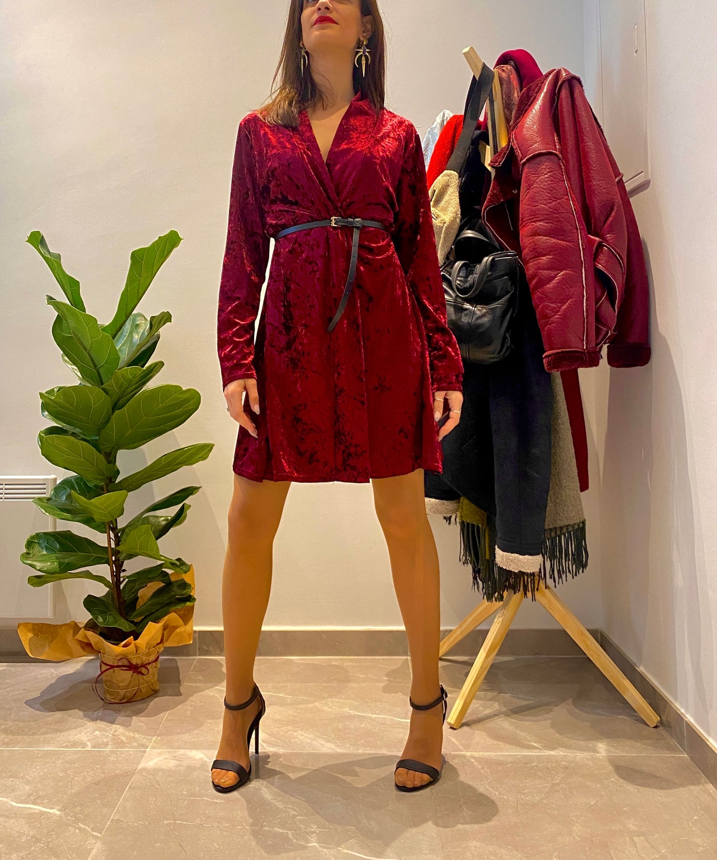 Βελούδινο κόκκινο φόρεμα