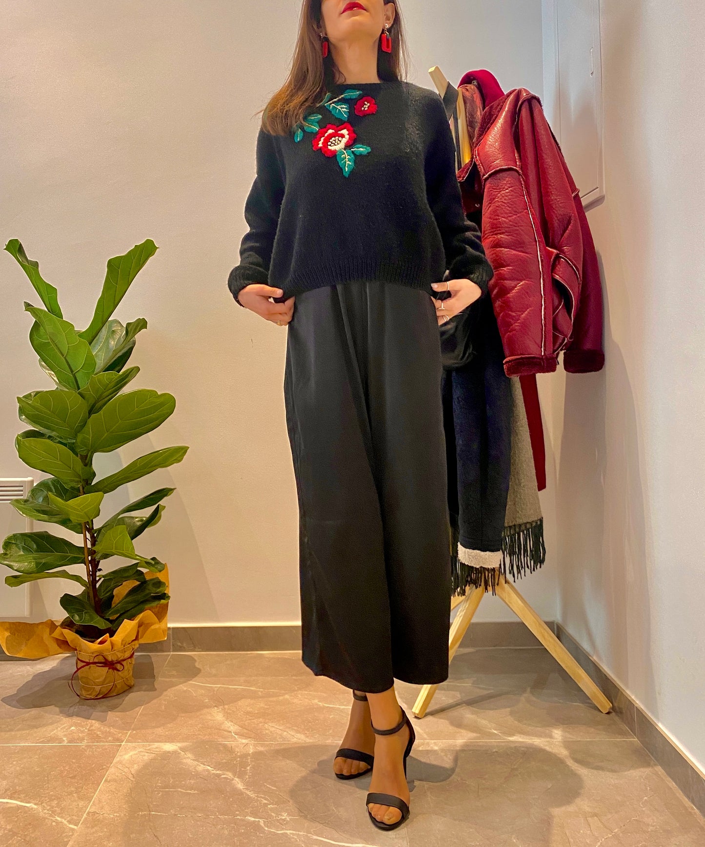 Ολόσωμη σατέν φόρμα