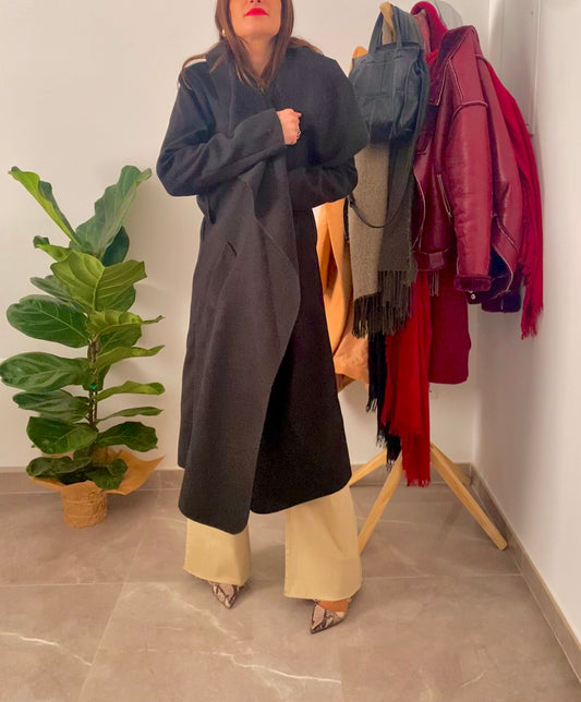 Μαύρο παλτό