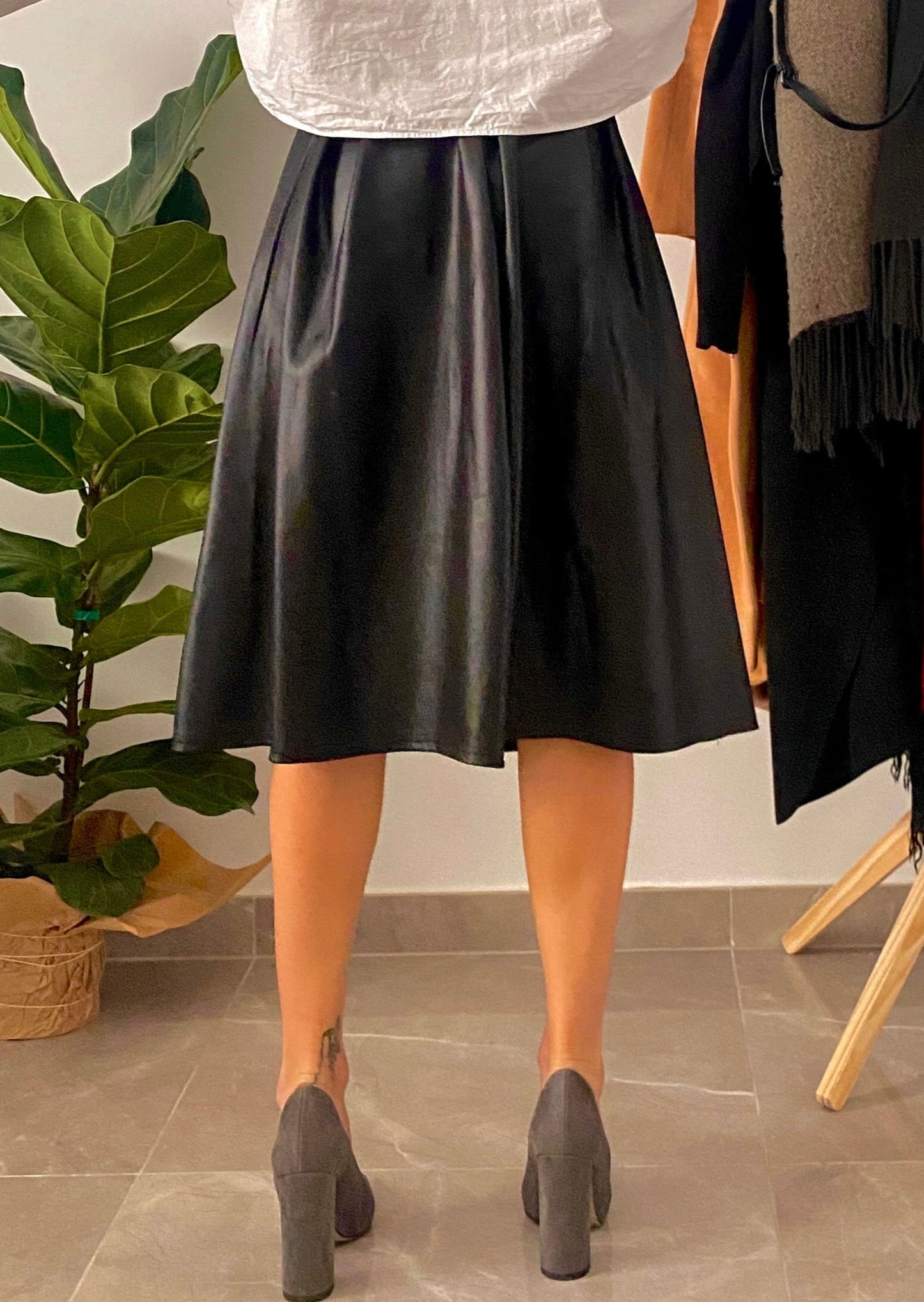 Μαύρη balloon φούστα