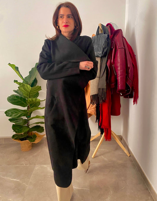 Μαύρο παλτό