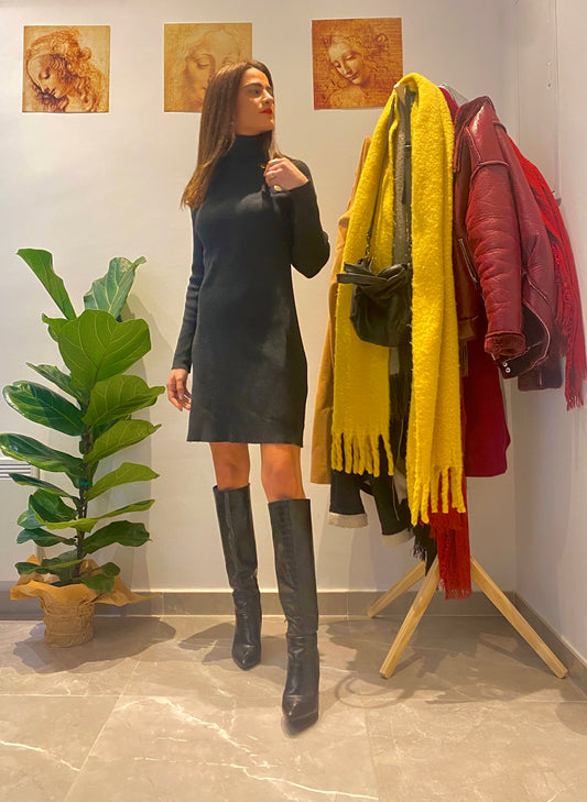 Σκούρο γκρι φόρεμα