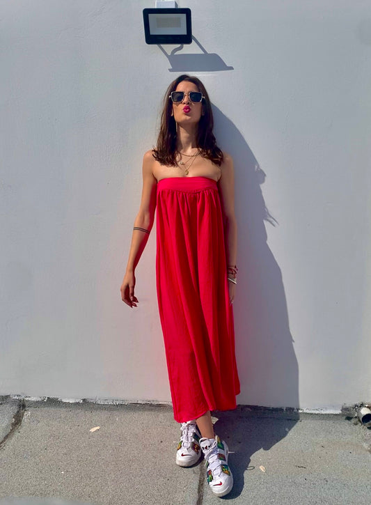 Κόκκινη φούστα/φόρεμα