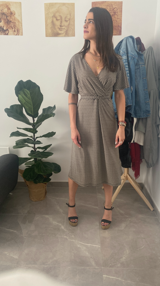 Καφέ σκούρο φόρεμα